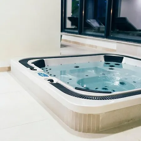 Alezzi Majestic 97 Apartamento