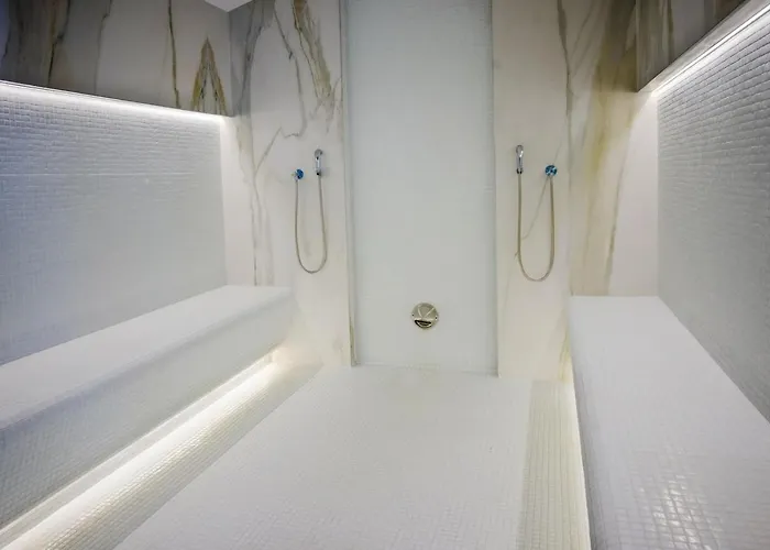 Alezzi Majestic 97 * Năvodari